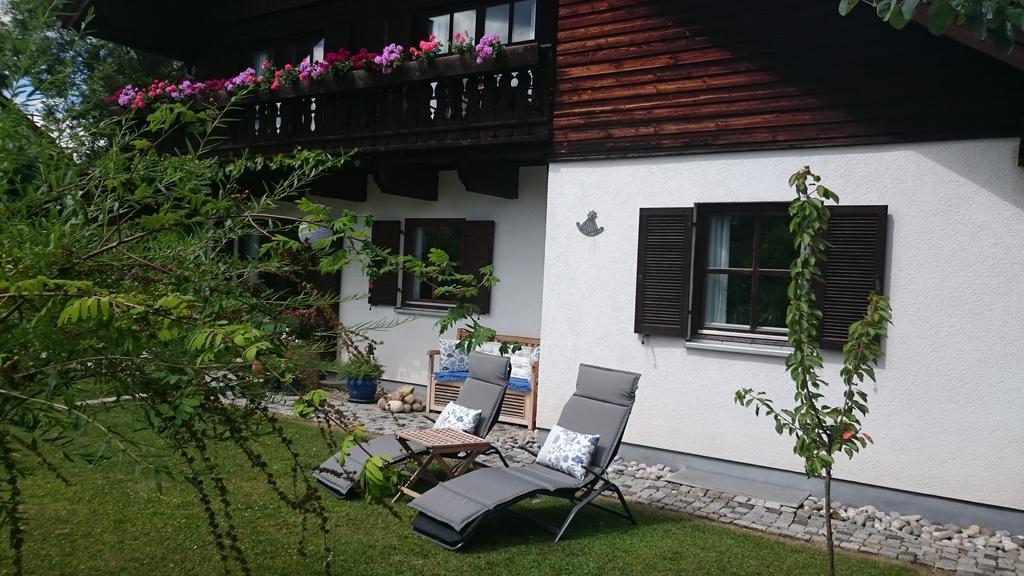 Apartment Haus Merlin Am Boeckelsberg Weimar  Esterno foto