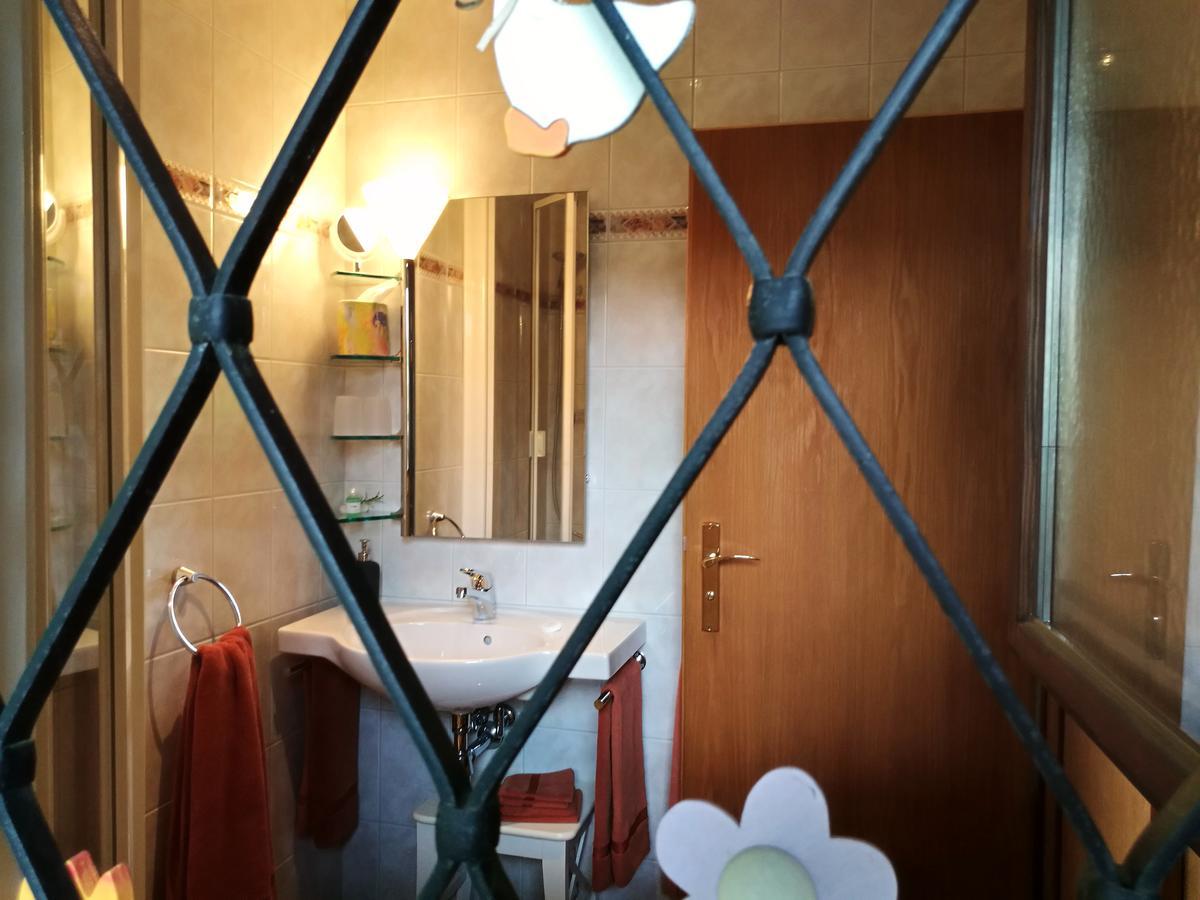 Apartment Haus Merlin Am Boeckelsberg Weimar  Esterno foto